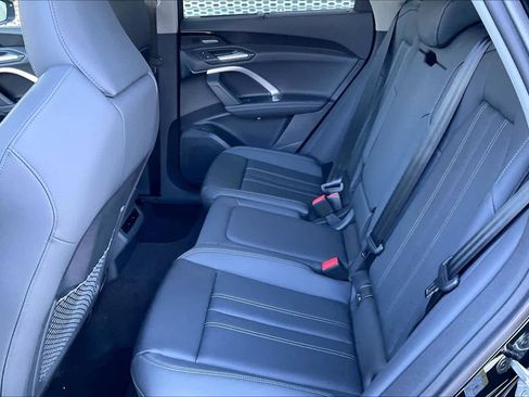 New 2025 Audi Q5 Premium Plus w/ Premium Plus image 17