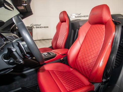 Used 2018 Audi R8 V10 plus image 16