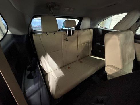Used 2023 Toyota Highlander Limited FWD image 23