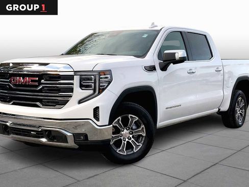 Used 2025 GMC Sierra 1500 SLT image 1