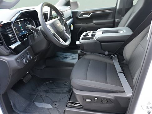 New 2026 Chevrolet Silverado 1500 LT w/ Safety Package image 14