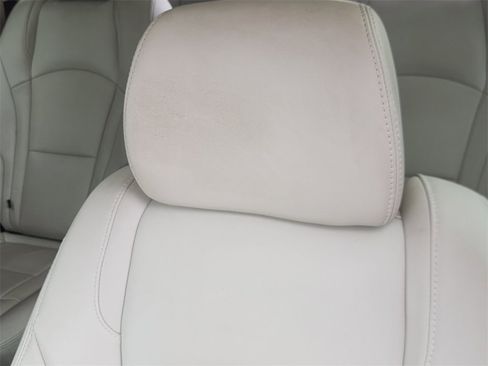 Used 2022 Buick Enclave Essence w/ Experience Buick Package image 21