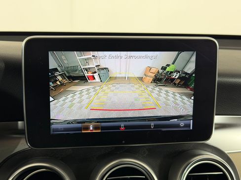 Used 2018 Mercedes-Benz GLC 300 image 26