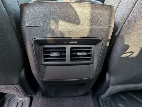 Used 2026 Chevrolet Colorado Trail Boss AWD/4WD image 34