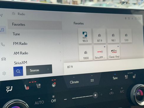 Certified 2022 Lexus NX 350h AWD image 15