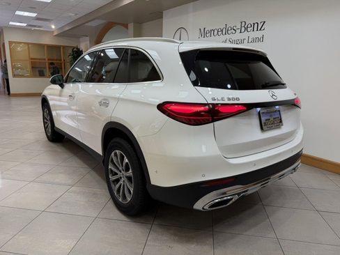 Certified 2024 Mercedes-Benz GLC 300 4MATIC image 3