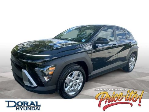 Used 2026 Hyundai Kona SE FWD image 1