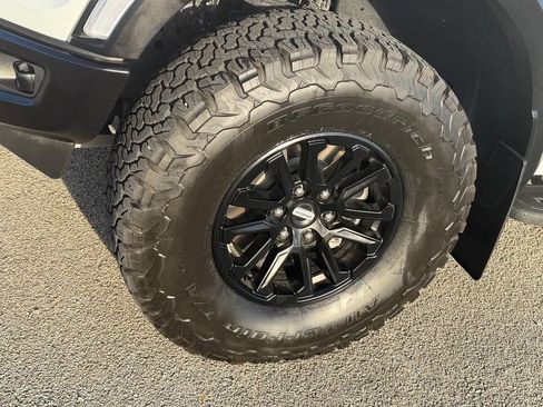 Used 2024 Ford F150 Raptor AWD/4WD image 16