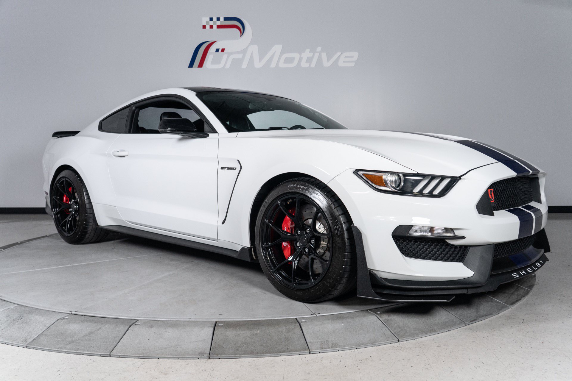 Used 2016 Ford Mustang Shelby GT350 w/ Technology Package RWD image 30