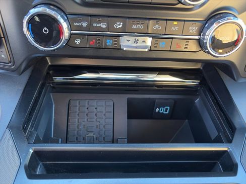 New 2026 Ford F350 Lariat w/ Lariat Ultimate Package image 15