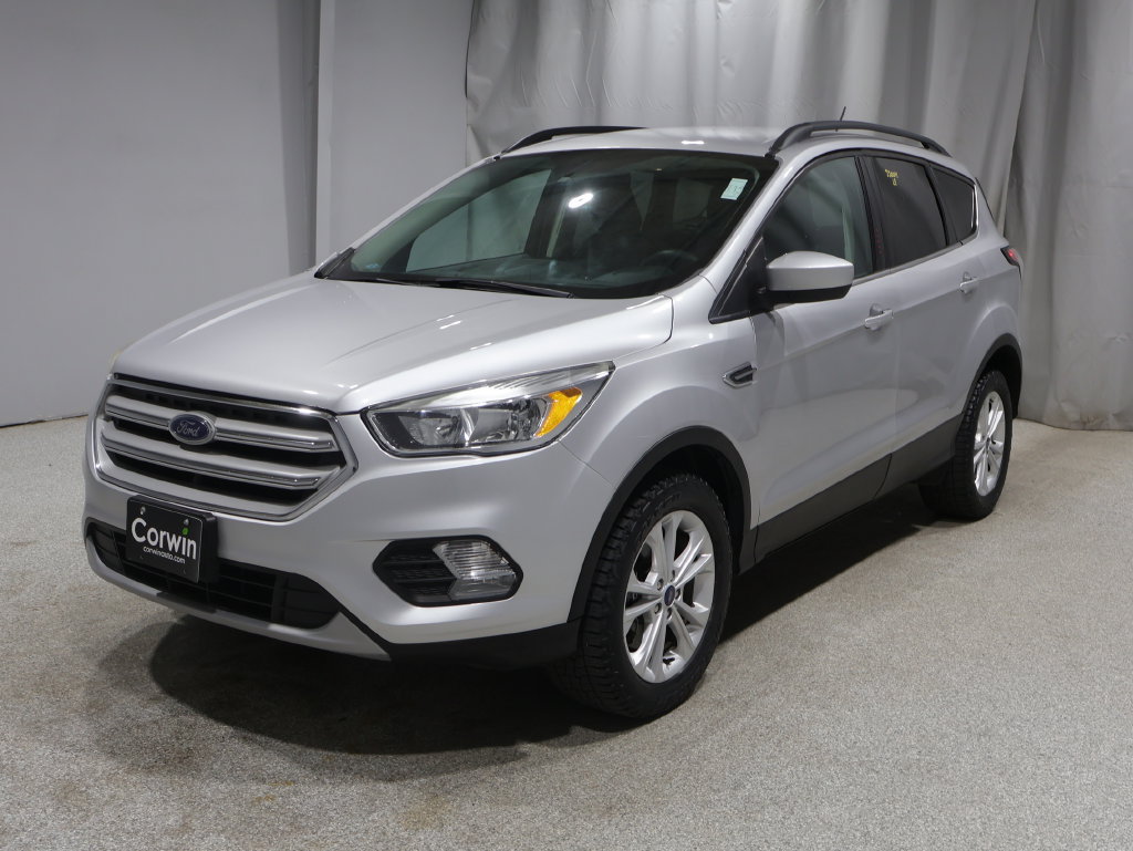 Used 2018 Ford Escape SE w/ SE Sync 3 Package AWD/4WD image 12