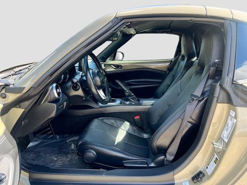 Used 2023 MAZDA MX-5 Miata Grand Touring RWD image 21