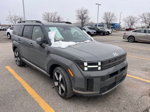 Used 2024 Hyundai Santa Fe Limited image 1