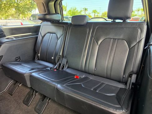 Used 2021 Ford Expedition Limited RWD image 28
