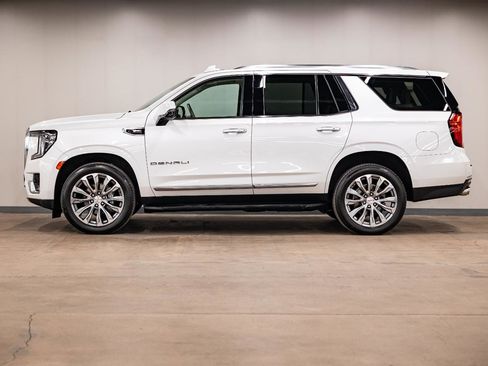 Used 2021 GMC Yukon Denali image 2