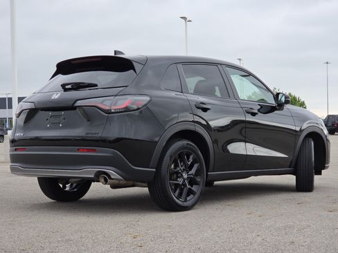 Used 2025 Honda HR-V Sport image 19