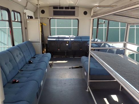 Used 2025 Ford E-450 and Econoline 450 Super Duty w/ Shuttle Bus Prep Package RWD image 25