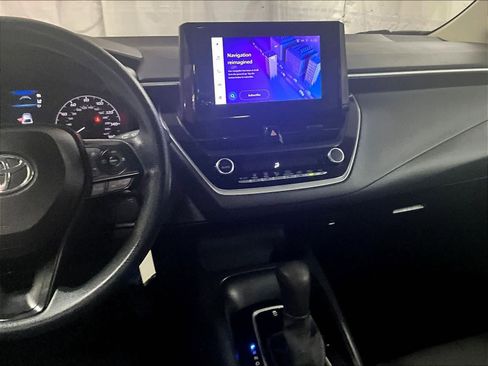 Used 2023 Toyota Corolla LE image 18