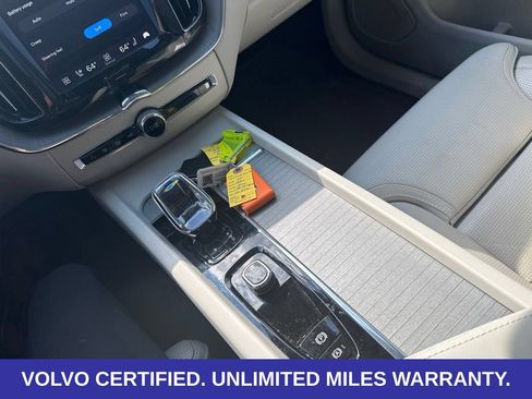 Certified 2024 Volvo XC60 T8 Ultimate w/ Protection Package Premier AWD/4WD image 30