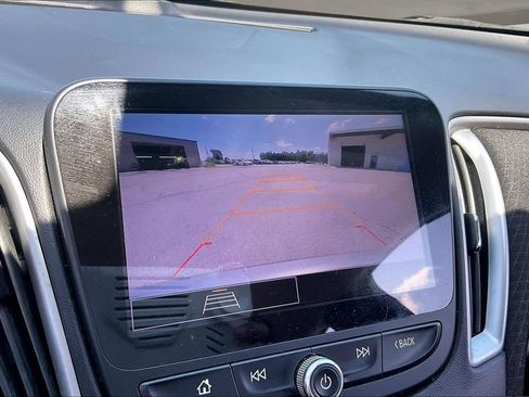 Used 2024 Chevrolet Malibu LT FWD image 14
