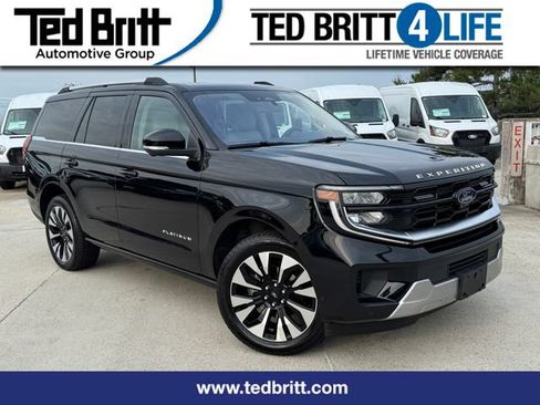 Used 2025 Ford Expedition Platinum w/ Driver's Package AWD/4WD image 1