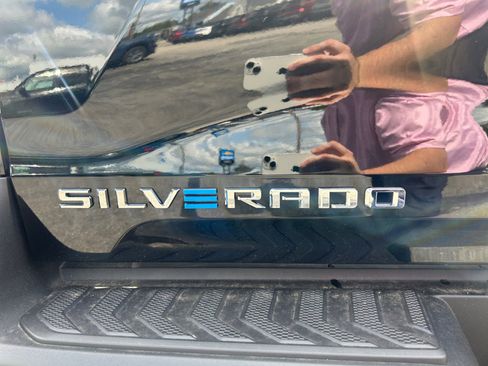 New 2026 Chevrolet Silverado EV LT image 17