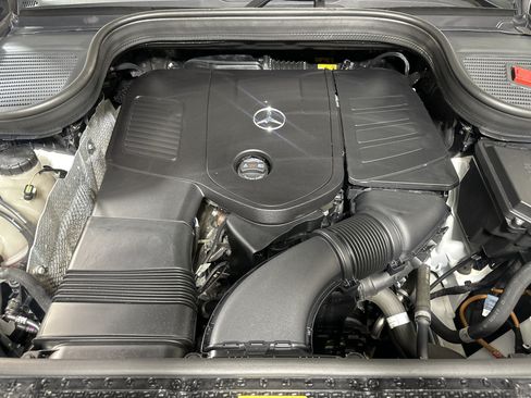 Used 2024 Mercedes-Benz GLE 350 4MATIC image 25