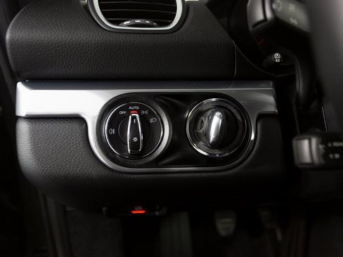 Certified 2025 Porsche 718 Cayman image 25