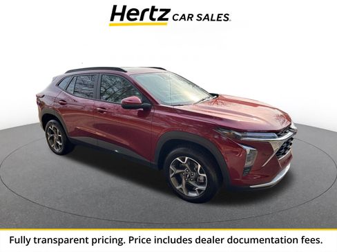 Used 2025 Chevrolet Trax LT w/ LT Convenience Package FWD image 1