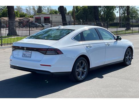 Certified 2024 Honda Accord EX image 6