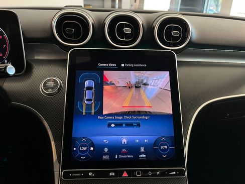 Used 2024 Mercedes-Benz C 300 Sedan image 17