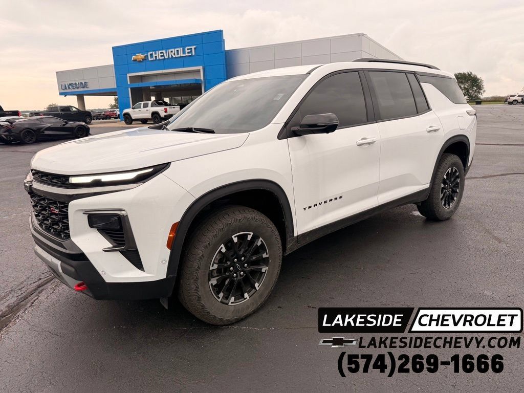 Used 2024 Chevrolet Traverse Z71 w/ Enhanced Driving Package AWD/4WD image 1