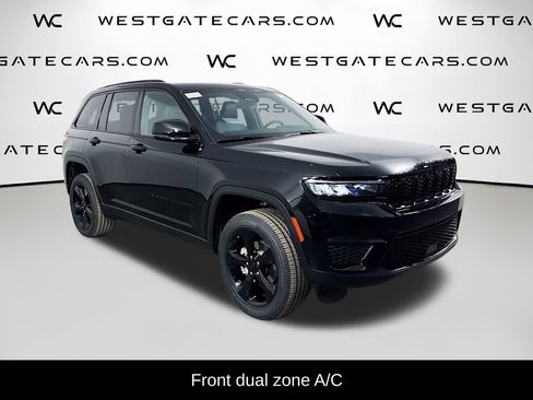 New 2025 Jeep Grand Cherokee Altitude image 2