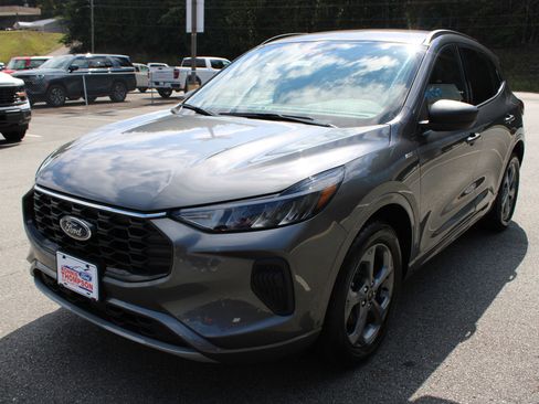 Used 2023 Ford Escape ST-Line image 7
