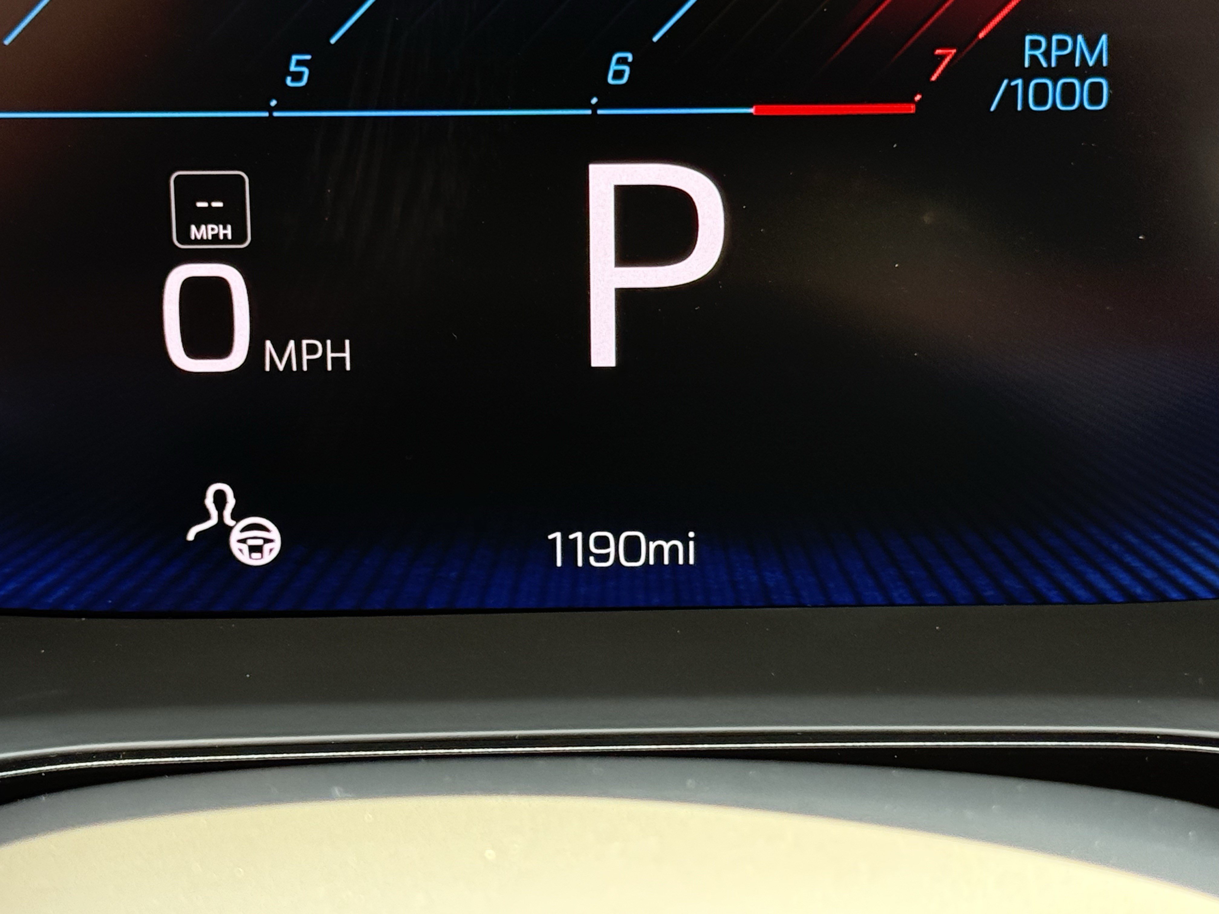 Used 2027 Chevrolet Corvette Stingray Coupe w/ LPO, Roadside Safety Package RWD image 14
