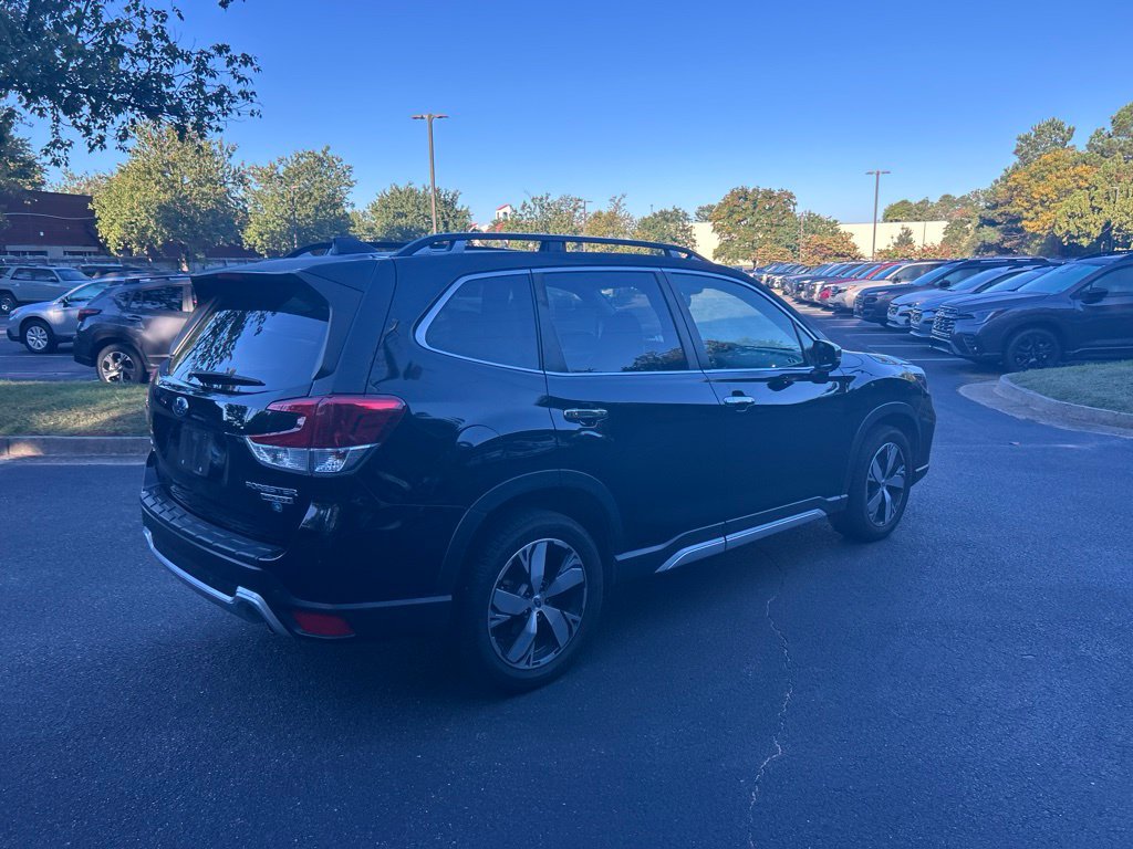 Used 2019 Subaru Forester Touring AWD/4WD image 3