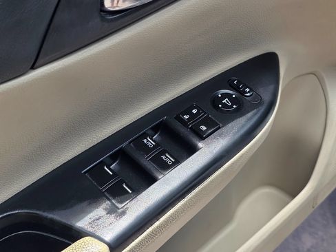 Used 2013 Honda Accord EX-L image 26