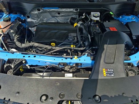 Certified 2024 Chevrolet Trax RS w/ Sunroof Package FWD image 26