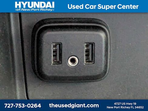 Used 2020 Chevrolet Colorado Z71 AWD/4WD image 28