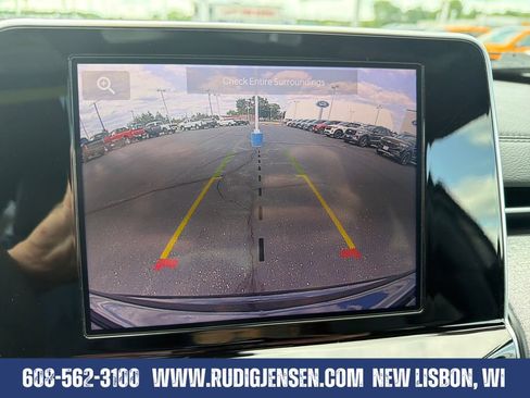 Used 2025 Jeep Compass Latitude w/ Sun & Sound Group AWD/4WD image 19