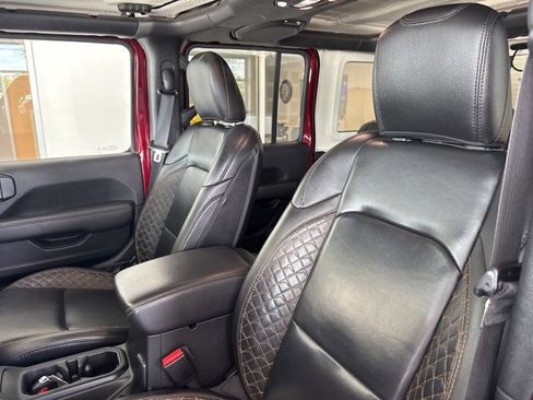 Used 2021 Jeep Wrangler Unlimited Sahara image 18