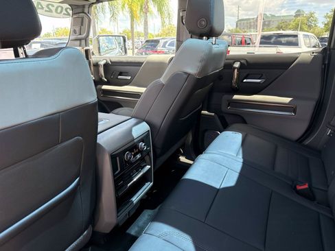 Used 2024 GMC Hummer EV 3X AWD/4WD image 16