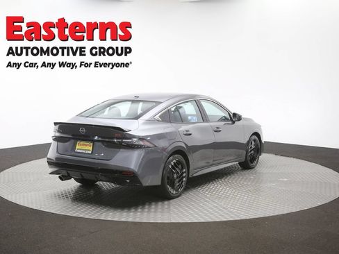 Used 2026 Nissan Sentra SR w/ Floor Mat Package FWD image 38