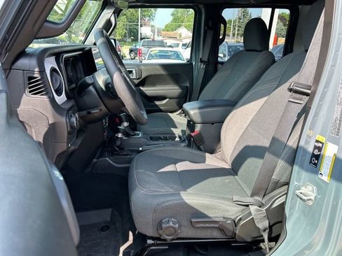 Used 2025 Jeep Wrangler Unlimited Sport S 4xe AWD/4WD image 32