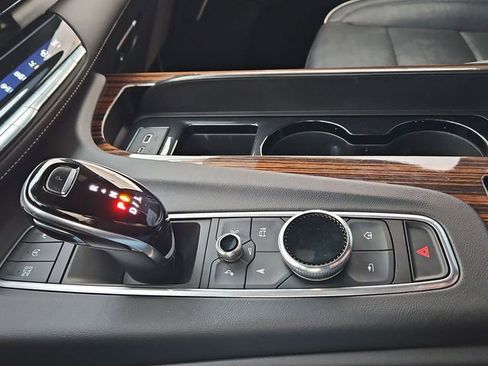 Used 2021 Cadillac Escalade ESV Premium Luxury w/ Driver Assist Tech Package image 18