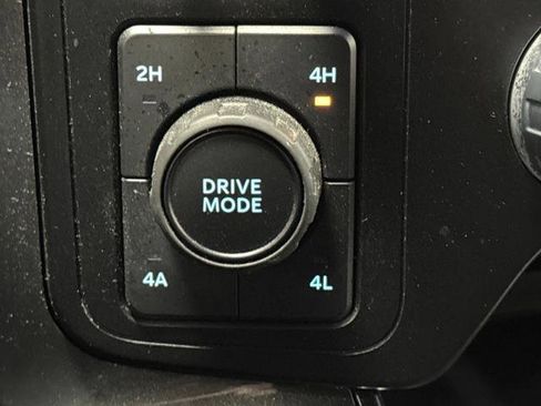 Used 2023 Ford F150 Lariat w/ Equipment Group 502A High image 24