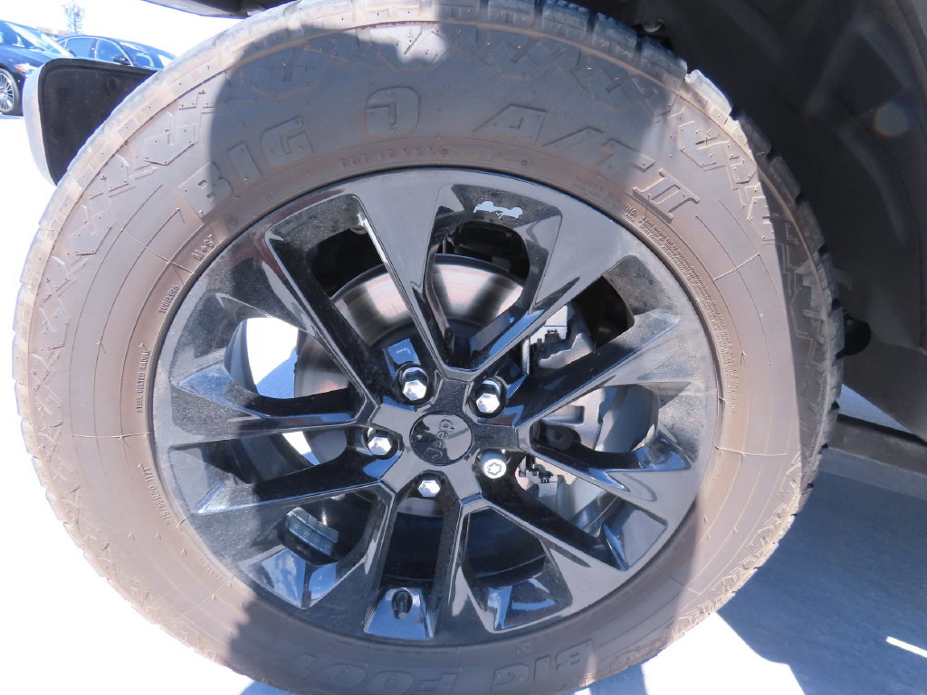 Used 2021 Jeep Wrangler Unlimited Sahara w/ Safety Group AWD/4WD image 15