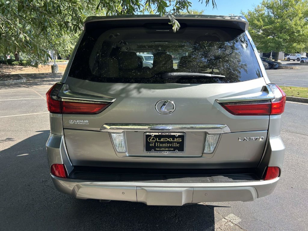Used 2017 Lexus LX 570 4WD w/ Luxury Package image 3