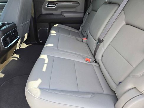 Certified 2024 GMC Sierra 1500 SLT image 28