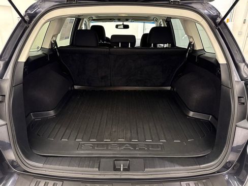 Used 2011 Subaru Outback 2.5i Premium image 25